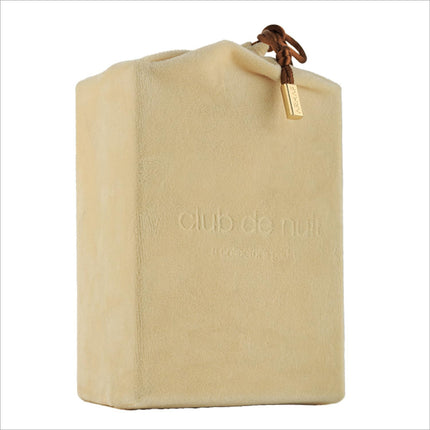 a bag with a tag on it that says club de nuit